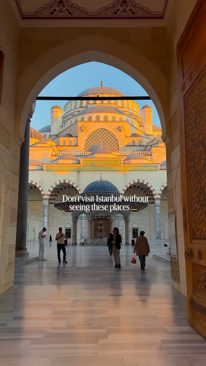 Istanbul's Best Attractions, Restaurants, and Cafes