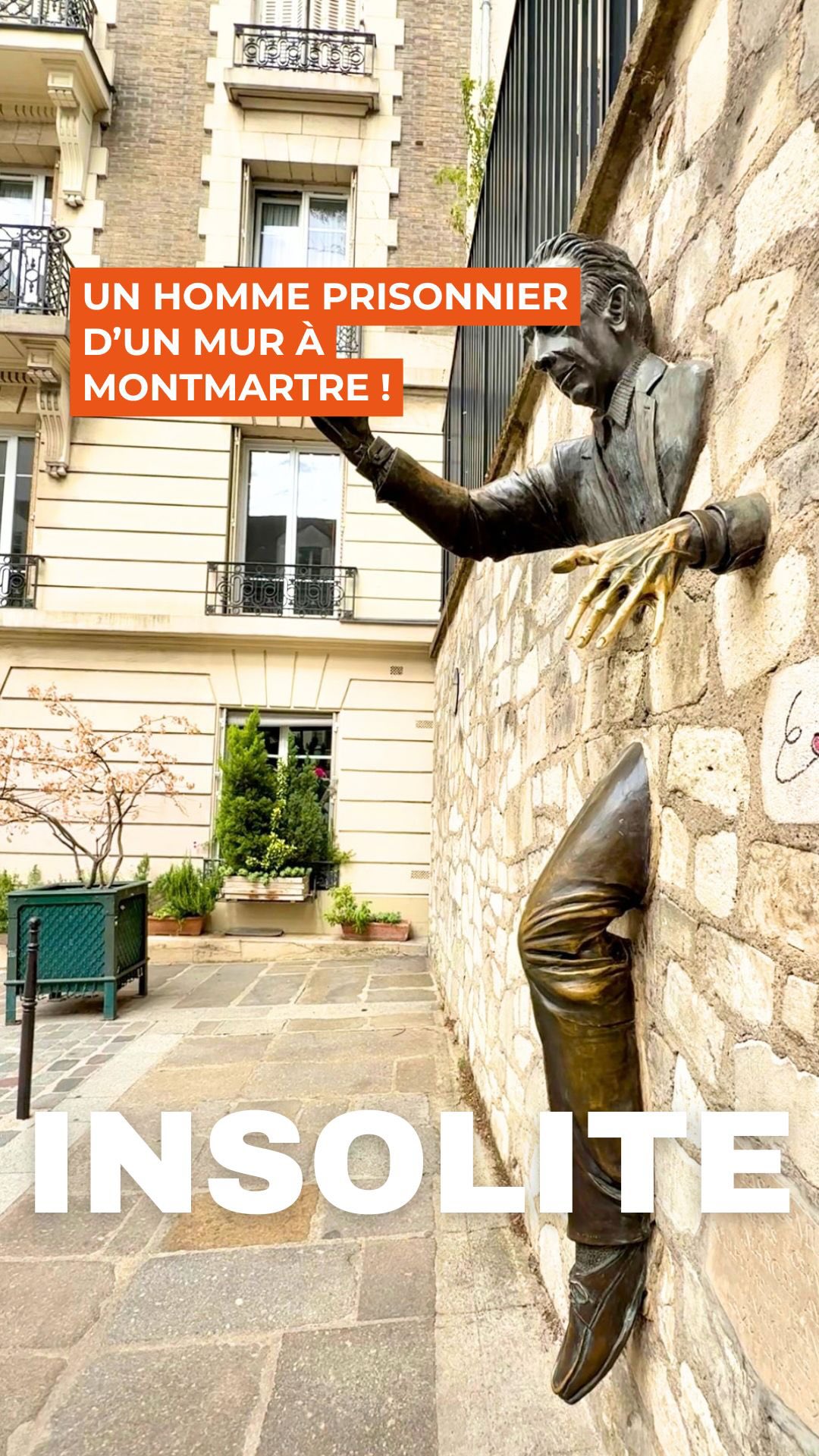 Montmartre Sculpture Commemorates Man Stuck In Wall