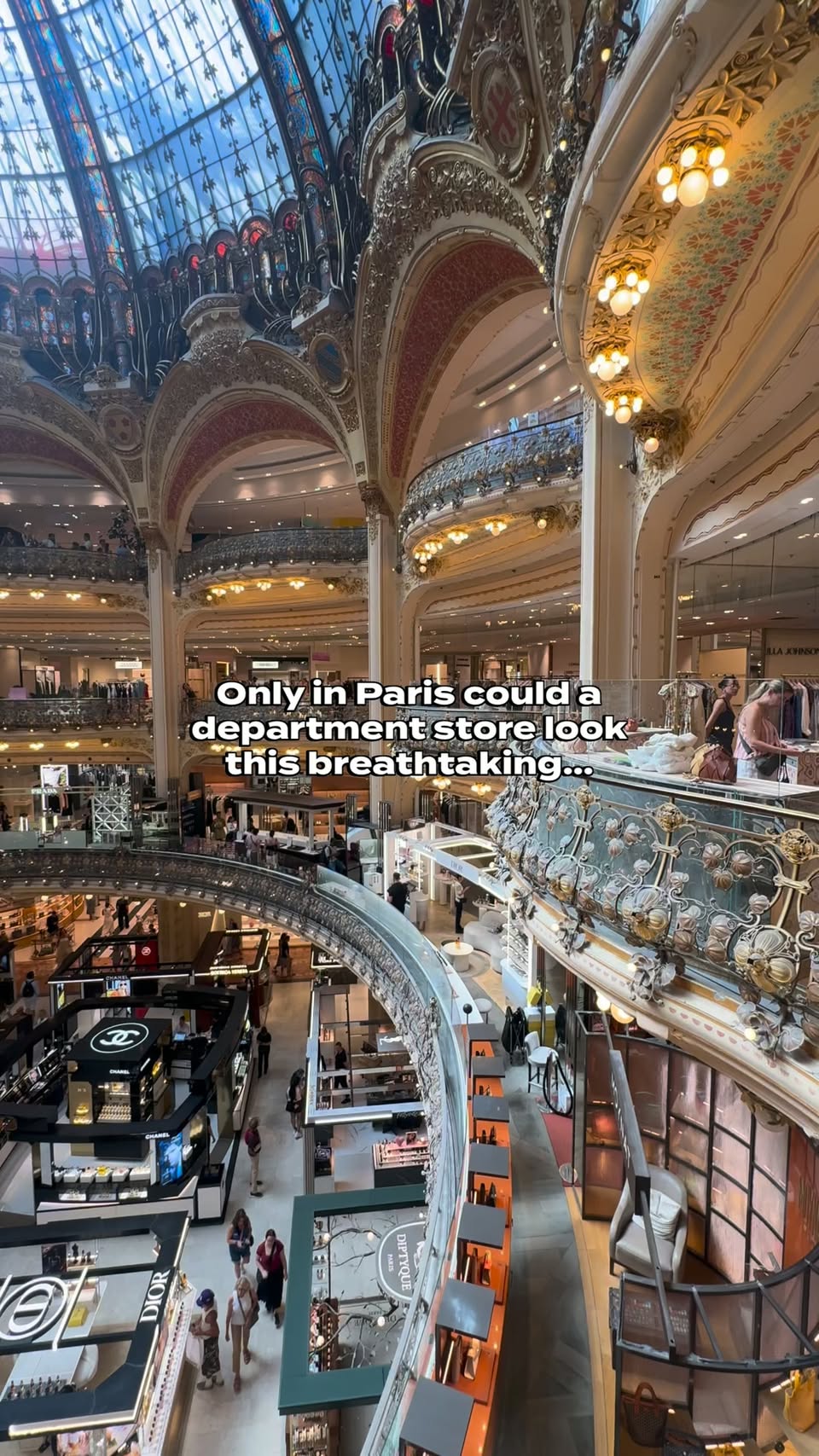 Parisian Landmarks Showcase Architectural Beauty