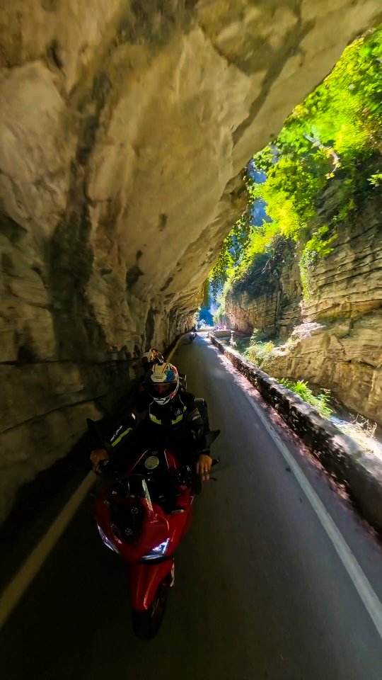 Spectacular Italian Roads and Villages