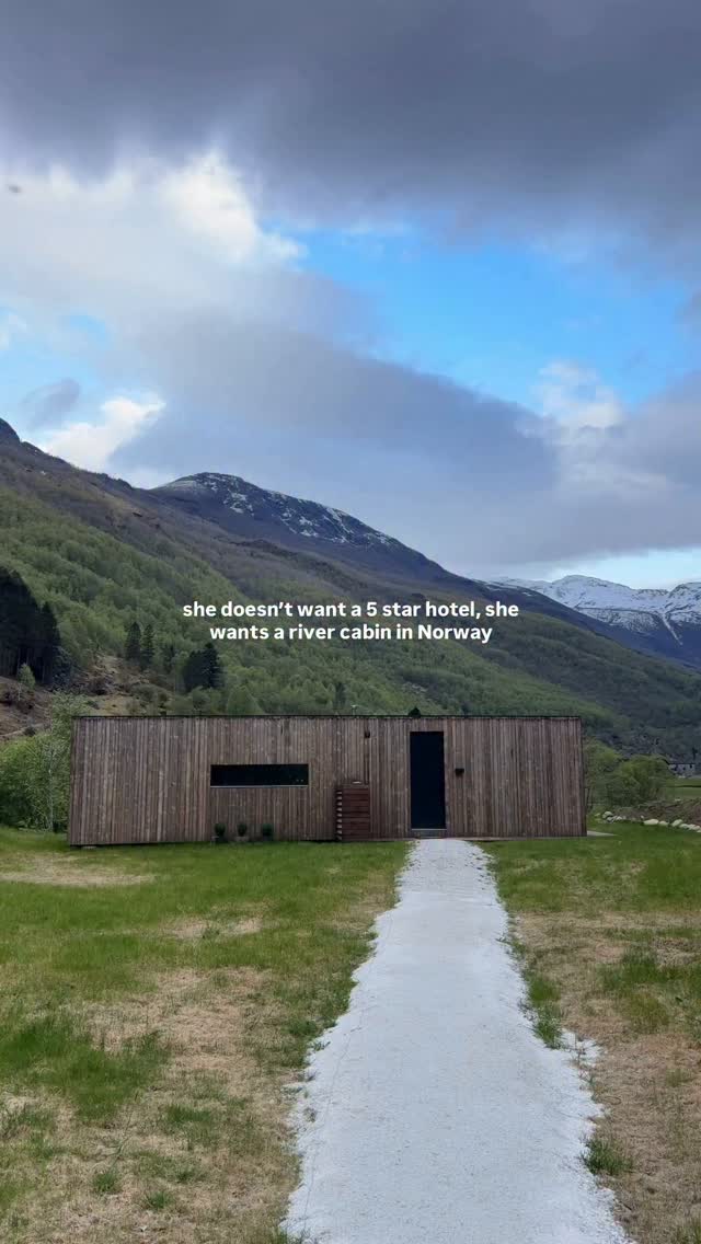 Flåm Valley Cabins Offer Panoramic Views And History