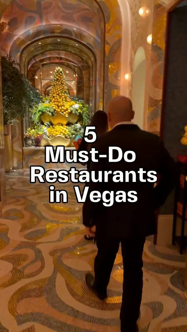 Top Las Vegas Restaurants Offering Dinner and Shows
