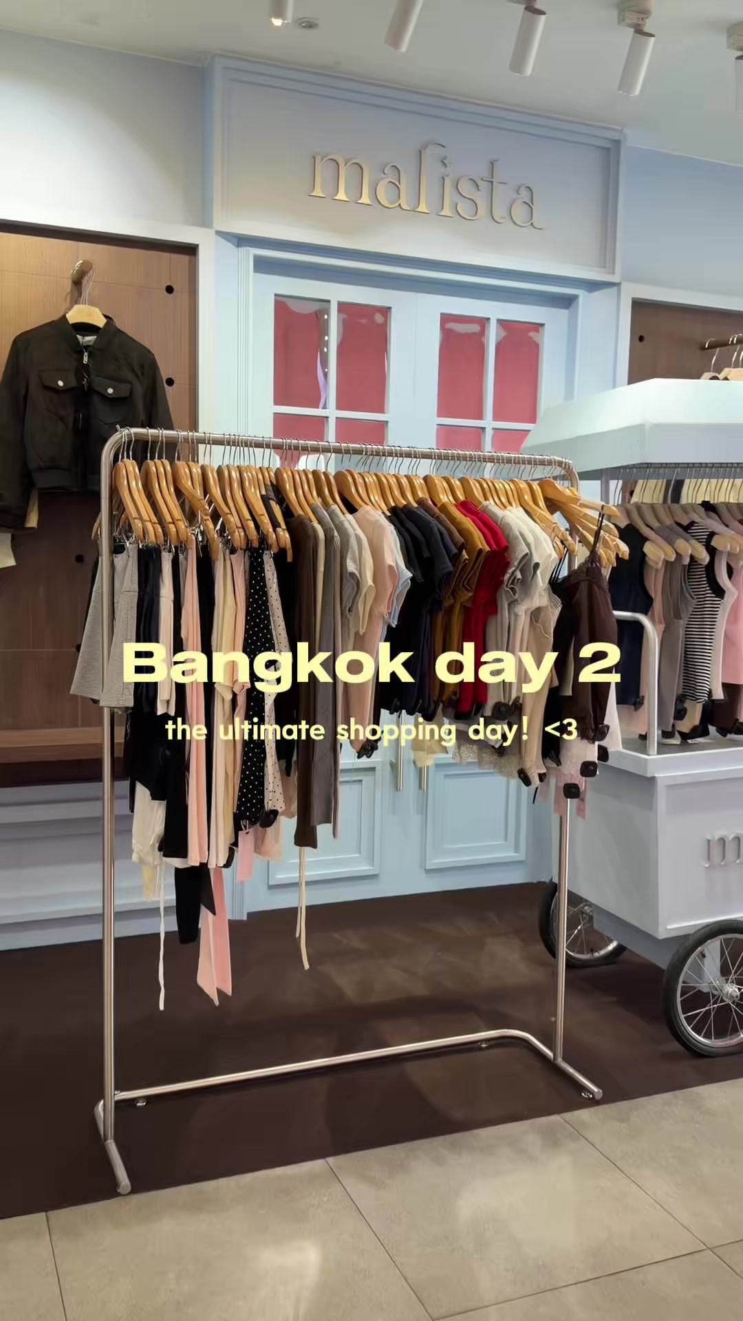 Bangkok Shopping, Dining, and Spa Day