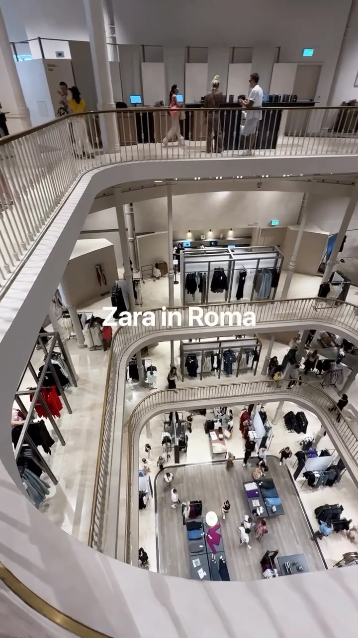 Rome's Zara Store in Historic Palazzo