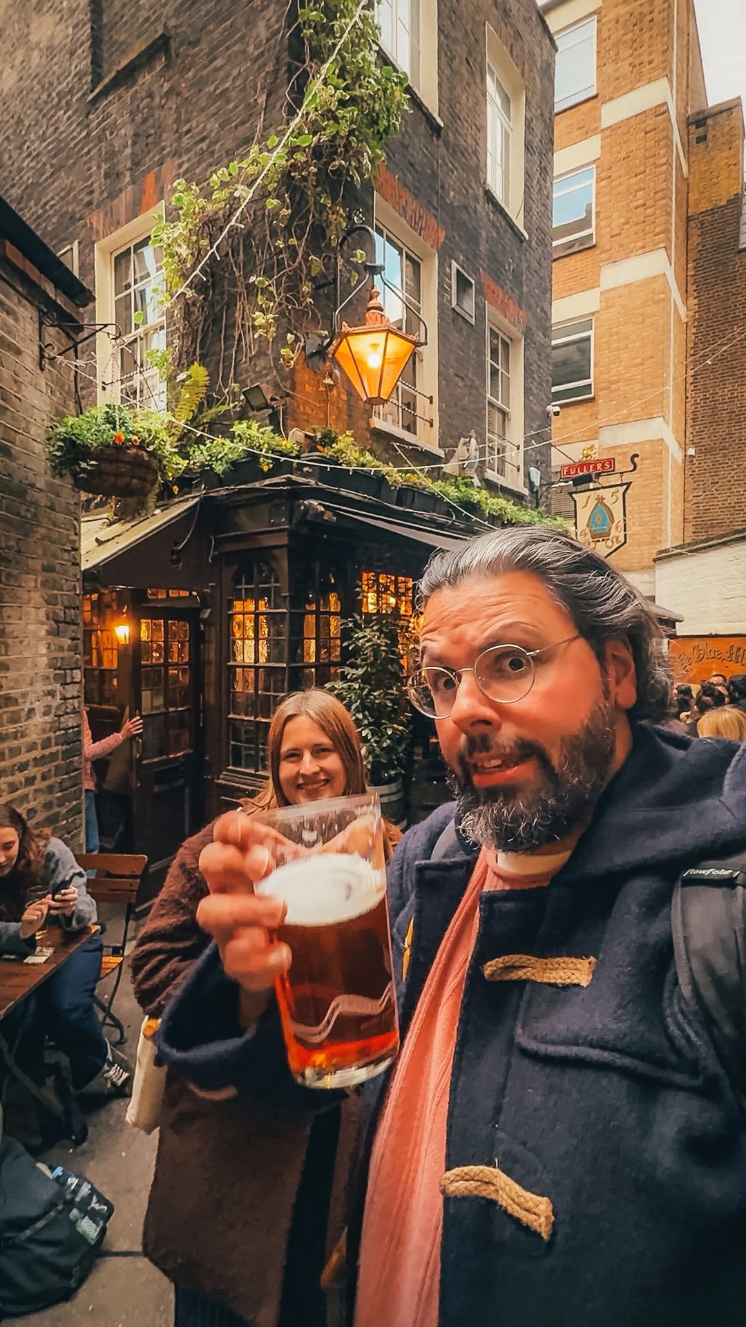 London's Historic Pubs Explored By Historian