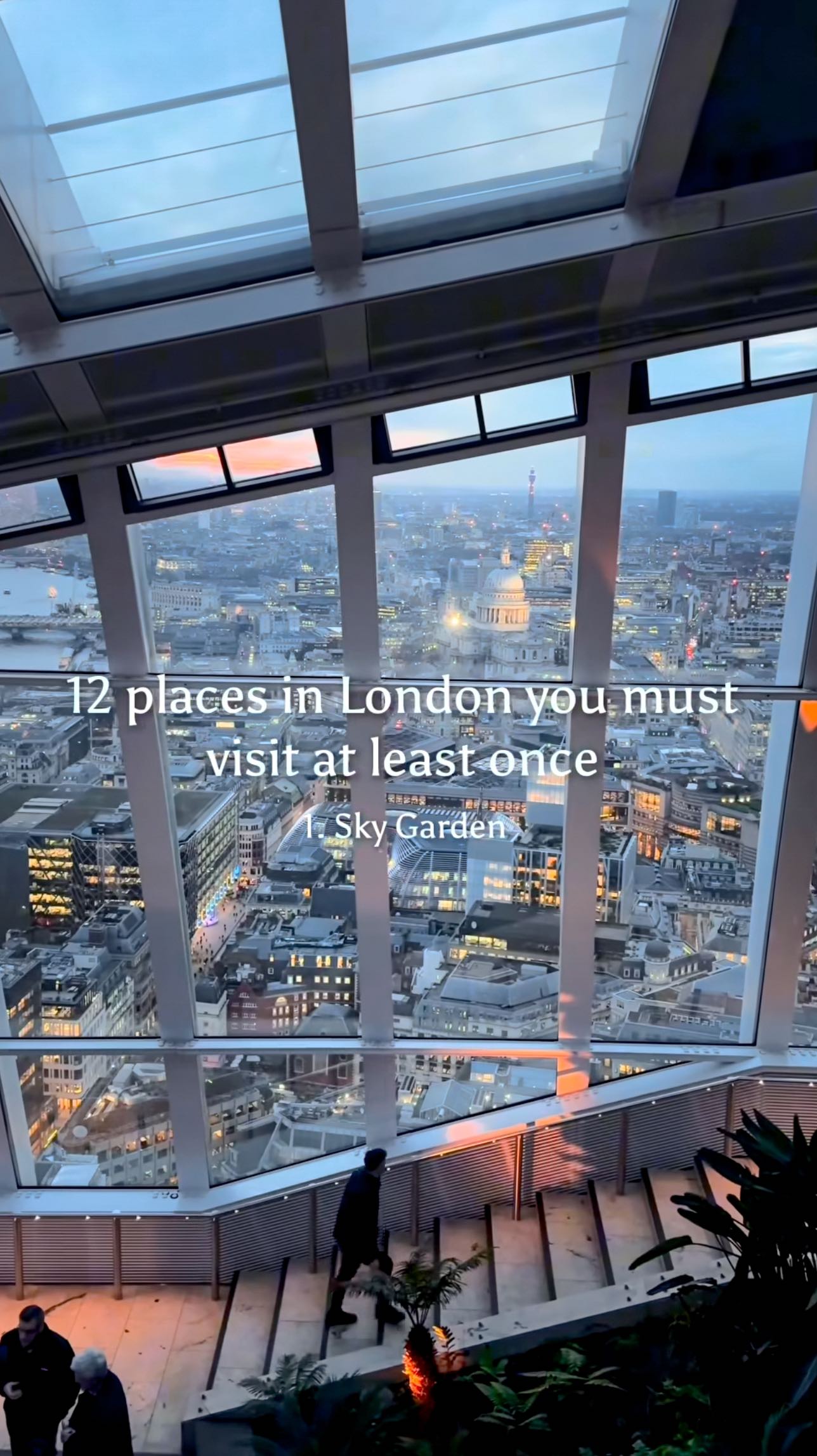 London's Top 12 Attractions: Views, Alleys, and Cafés