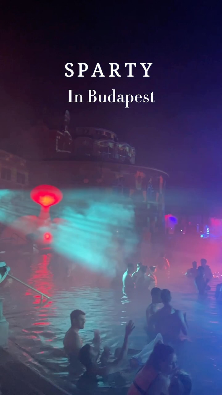 Budapest Attractions: Thermal Baths, River Cruises, Brunch