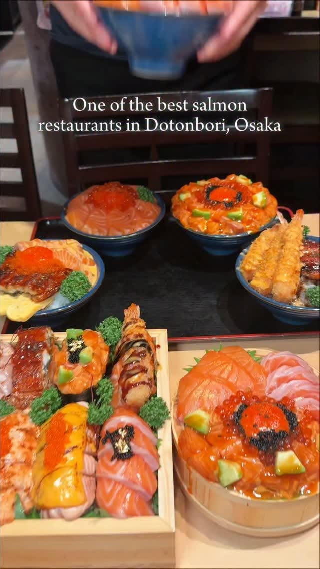 Osaka Salmon Restaurant Features Fresh Seafood Dishes
