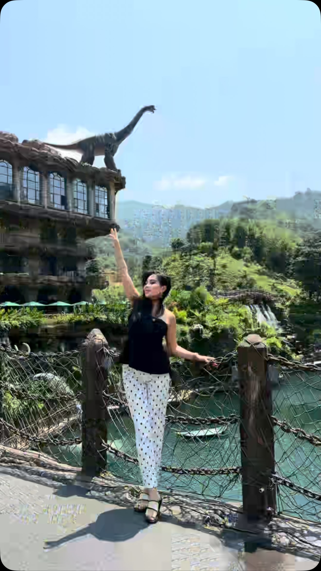 Gulong Gorge: A Tourist Paradise Near Guangzhou