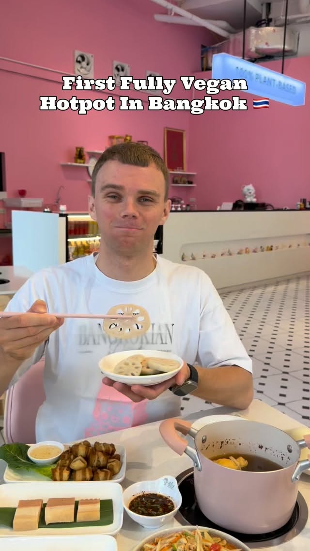 Vegan Hotpot Restaurant Supports Animal Welfare