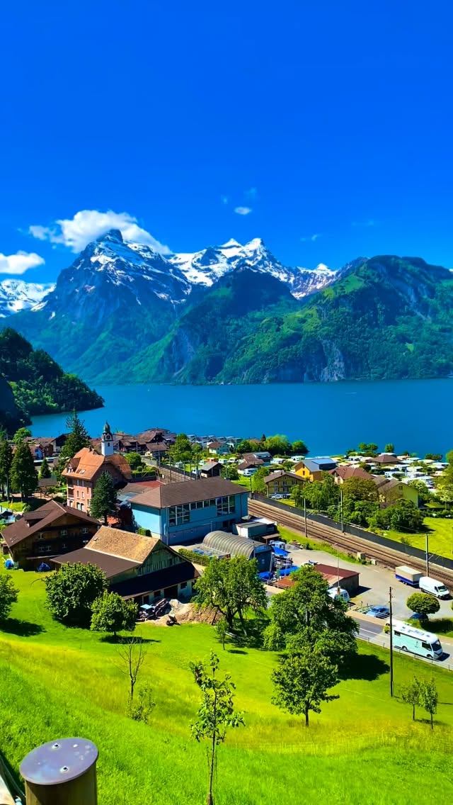 Swiss Mountain Villages, Lakes, and Scenic Cable Cars