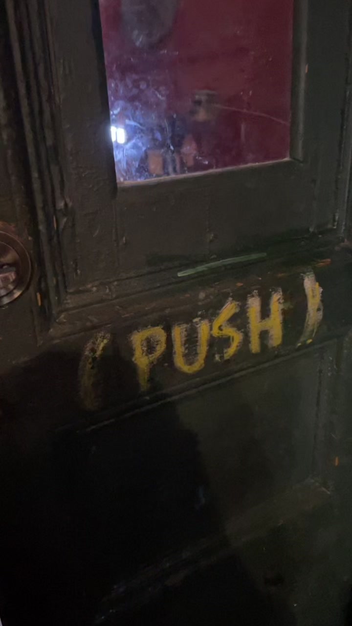 New Orleans Nightlife and Vampire Cafe