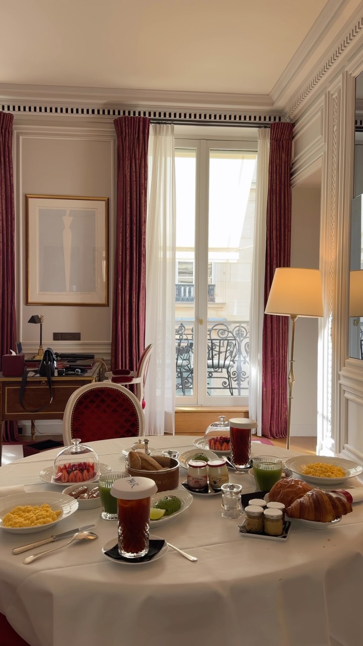 La Réserve Paris Suite Is A Top Hotel Stay