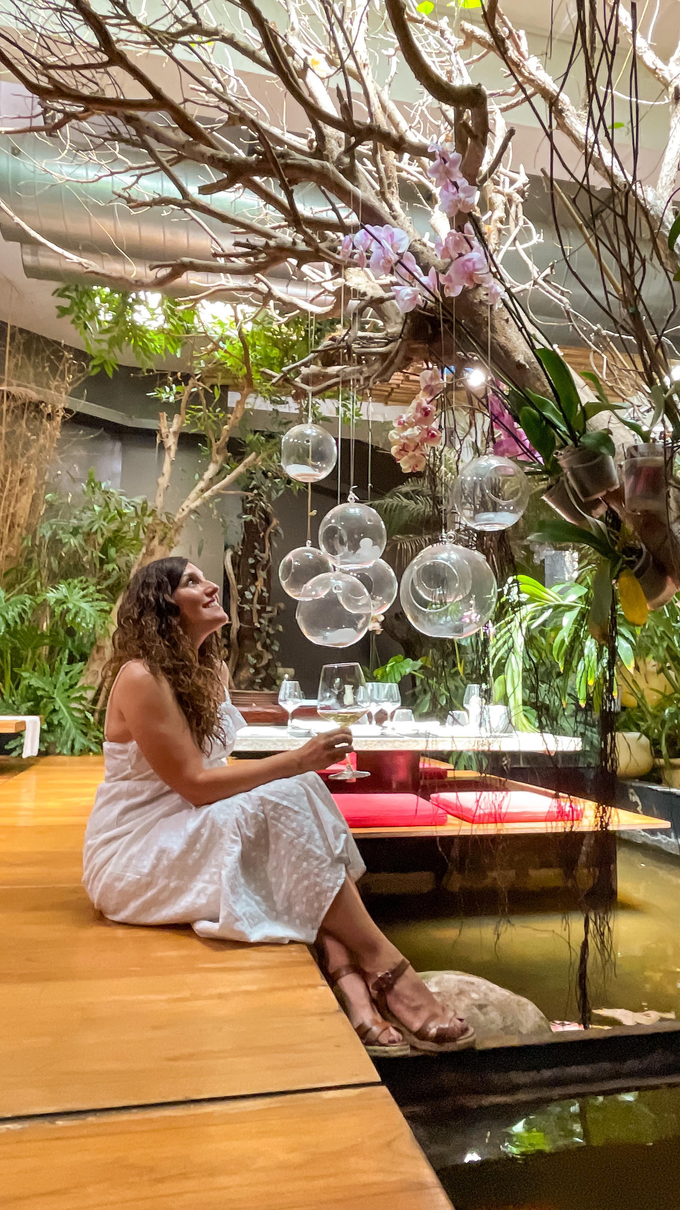 Barcelona's Jungle-Themed Asian Restaurant