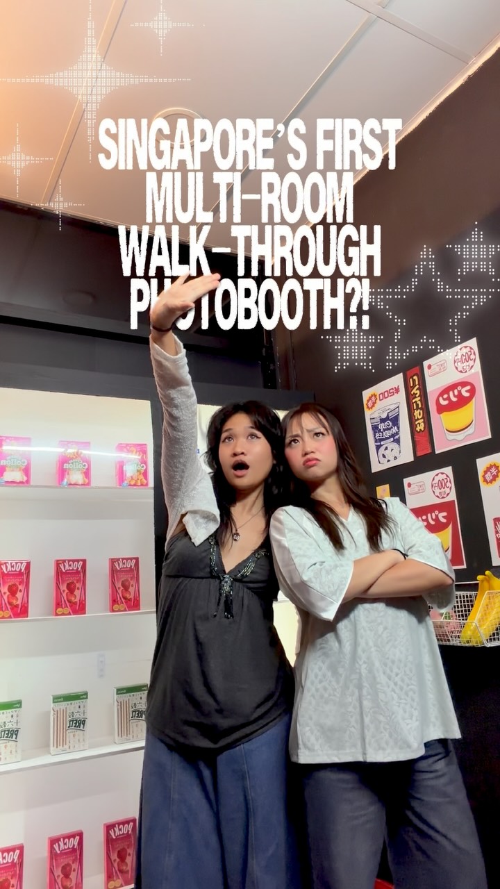 Singapore Photo Booth Experience With Themed Rooms