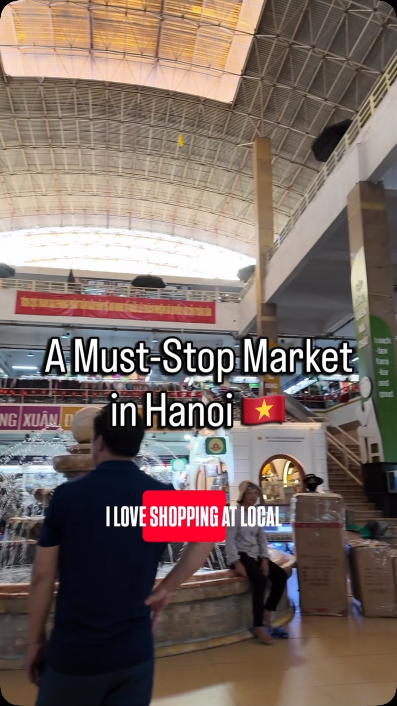 Explore Hanoi's Diverse Đồng Xuân Market