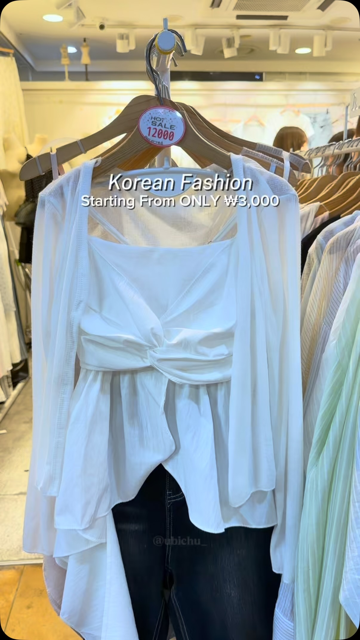 Seoul Underground Mall Offers Budget Fashion