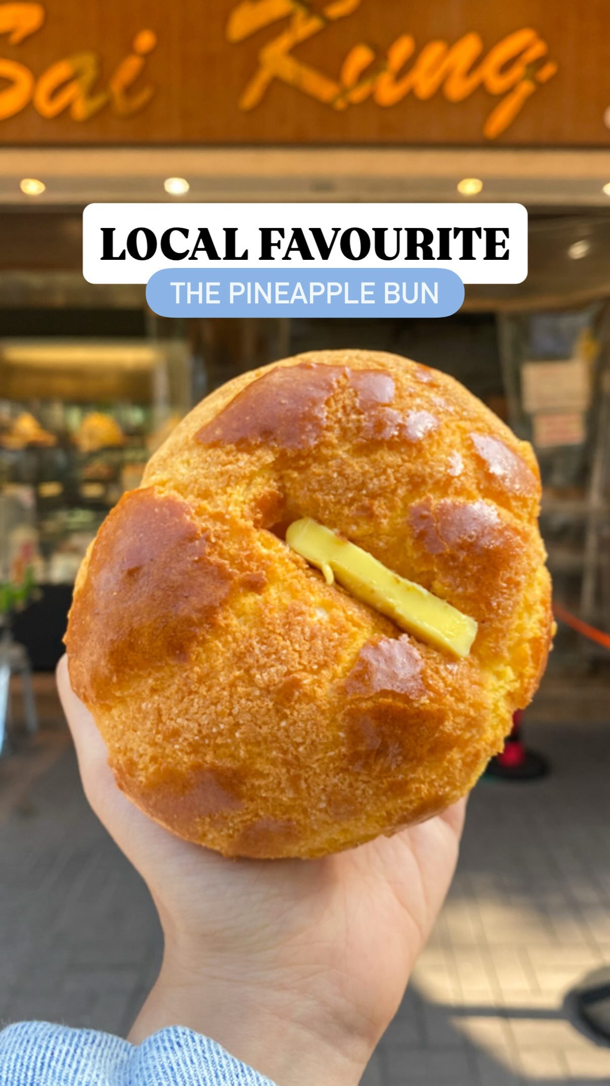 Sai Kung Cafe Offers Pineapple Buns