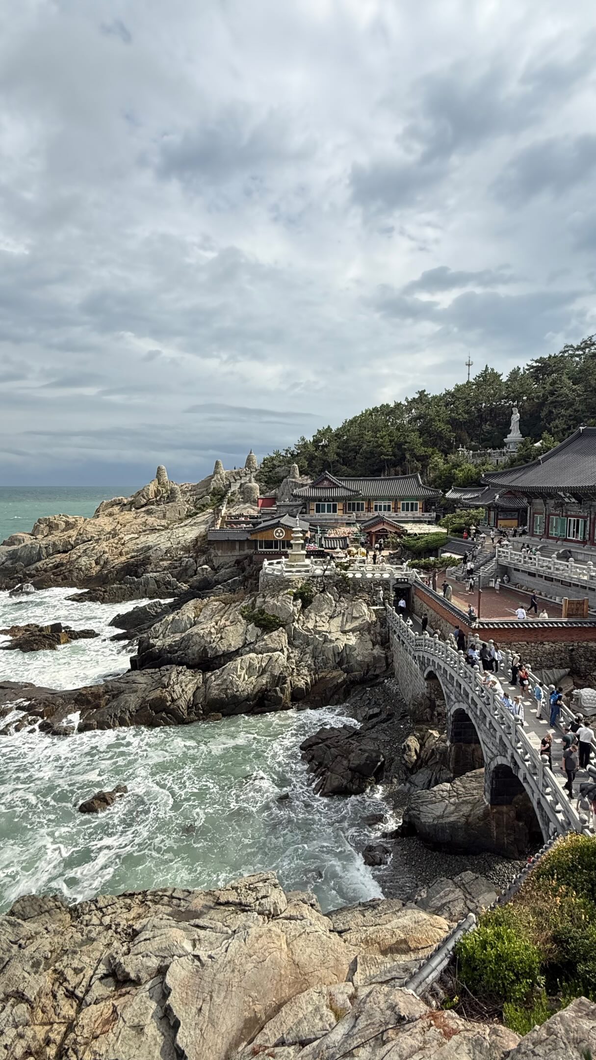 Seaside Temple: Haedong Yonggungsa in Korea