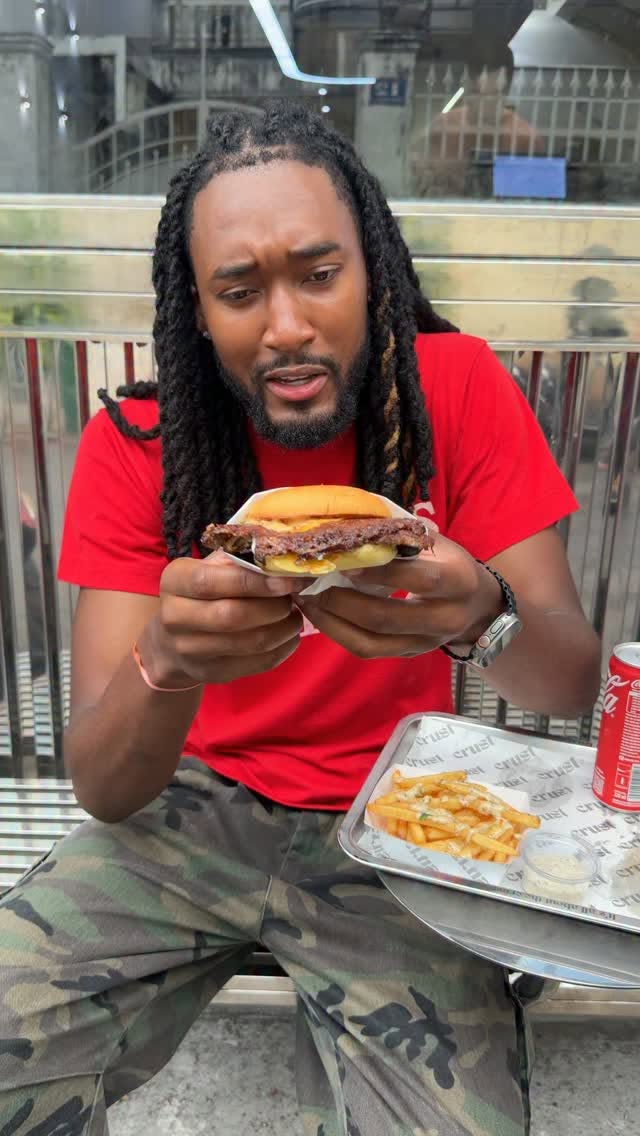 Crust Smashburger: Vietnam's Top Burger Spot