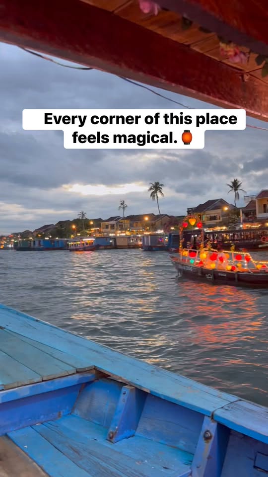 Lantern Boat Rides Along Hoi An's Thu Bon River