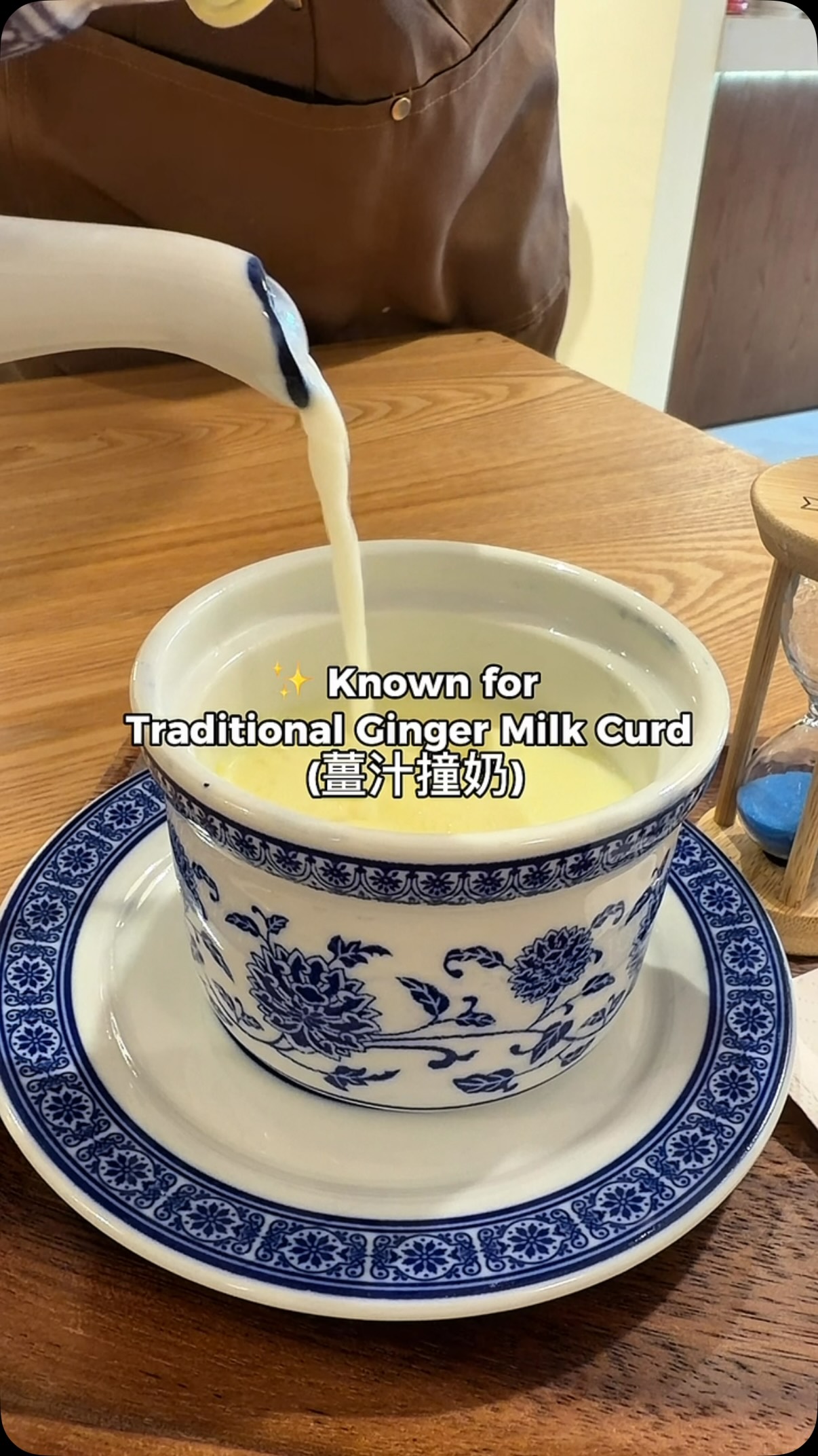 Cantonese Dessert Shop Delights With Traditional Sweets