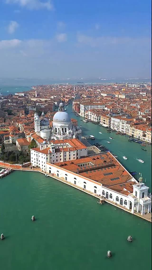 Venice's Iconic Landmarks and Islands