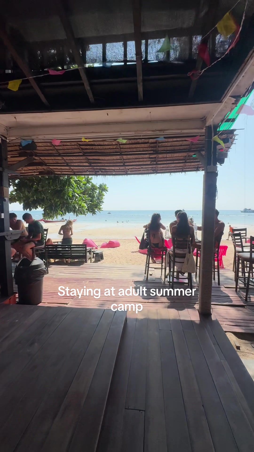 Koh Tao Beach, Bar, and Hostel