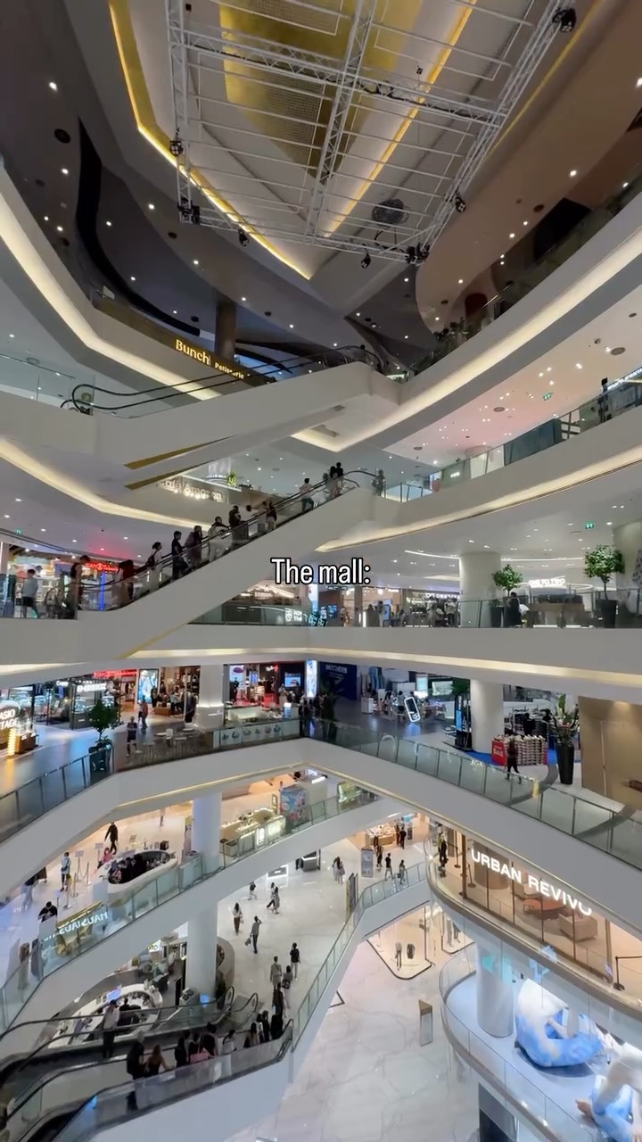 ICONSIAM: Bangkok's Luxurious Shopping Destination
