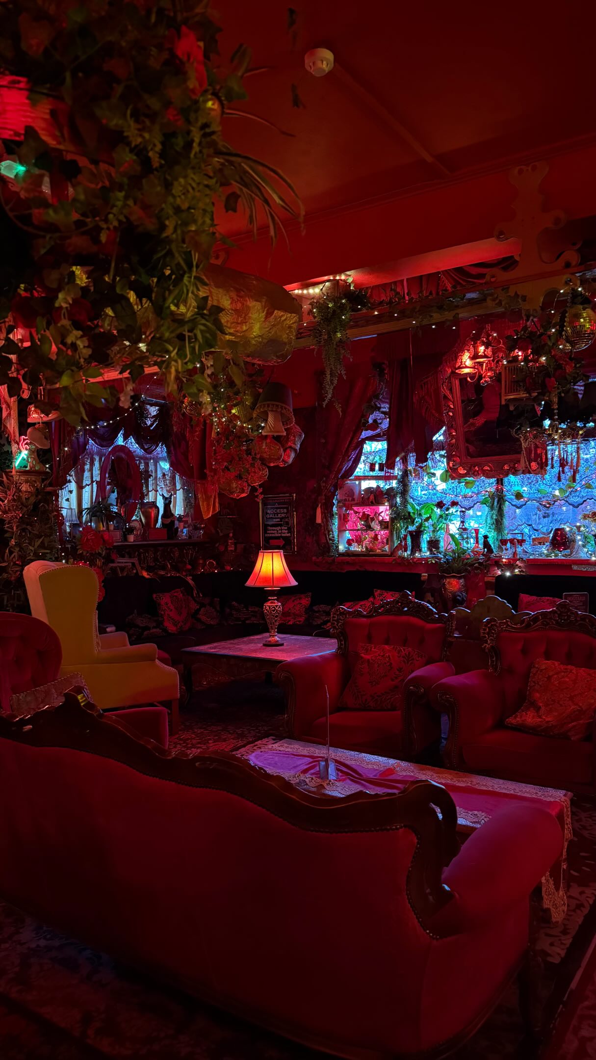 London Pubs: The Cavendish Arms
