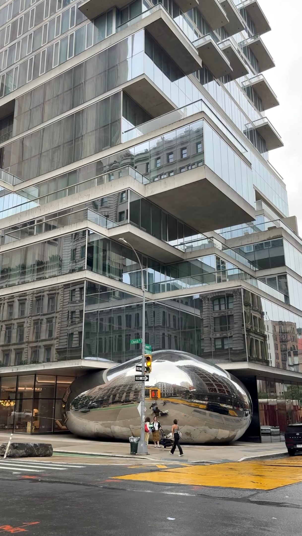 Chicago's Iconic Bean Sculpture