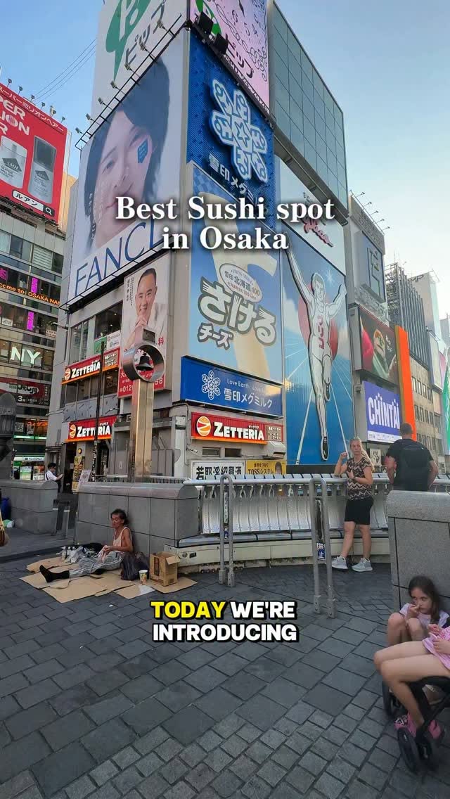 Osaka's Tourist-Friendly Sushi and Tempura Spot