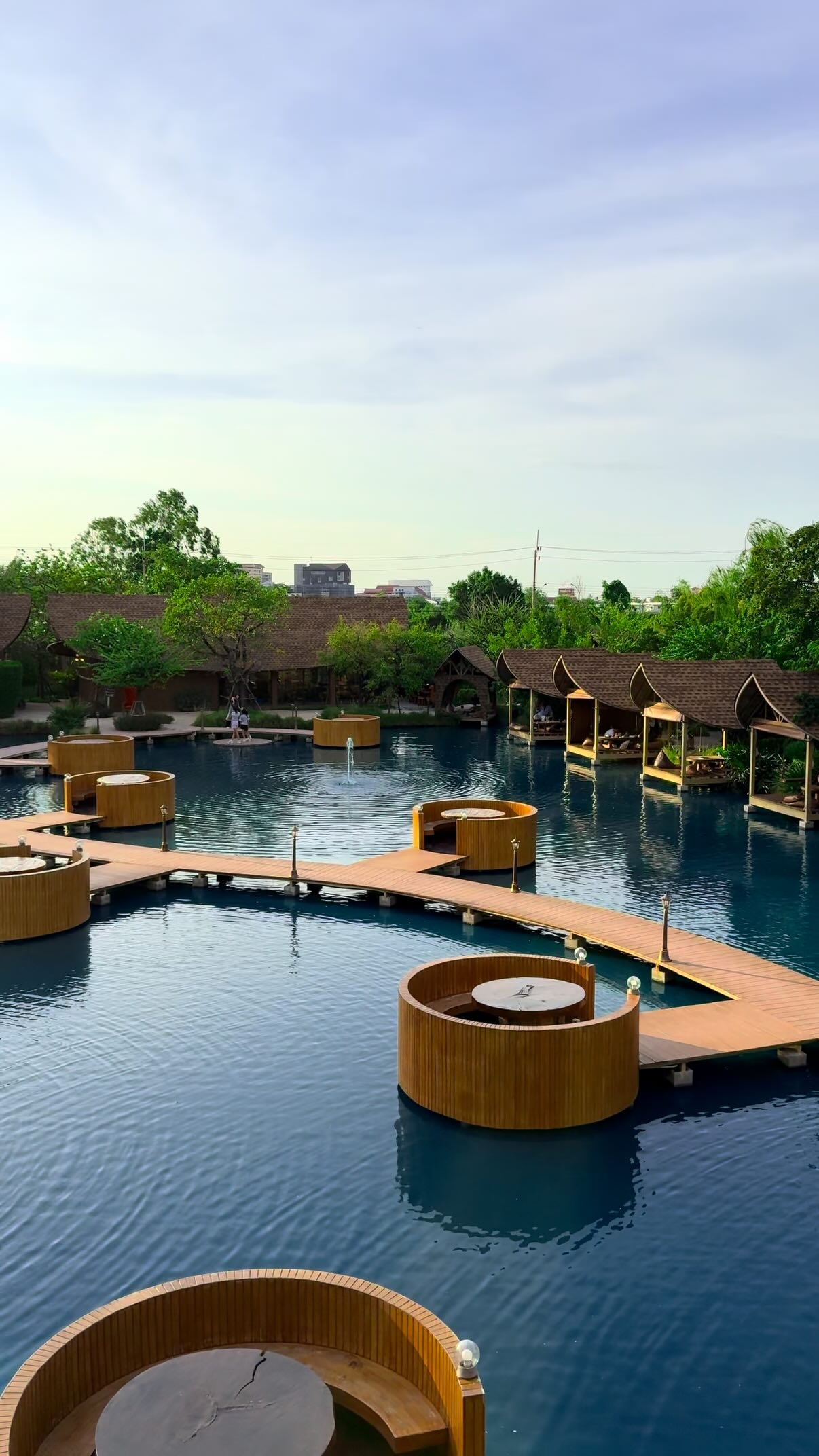 Markets And Cafes Near Bangkok