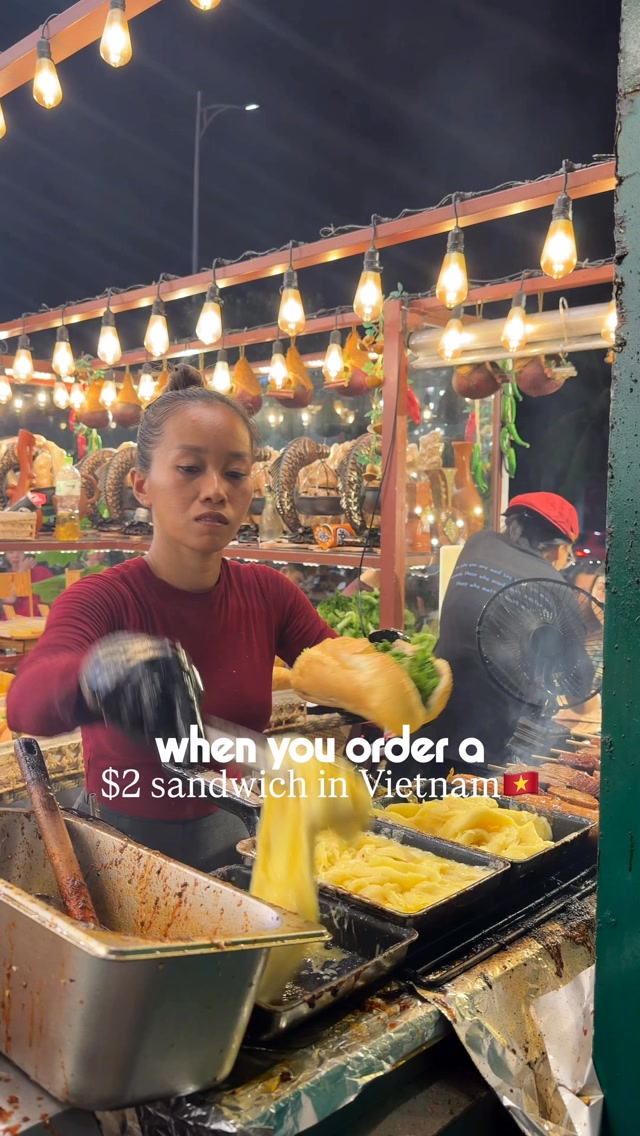 Viral Banh Mi Sandwich Spot in Da Nang