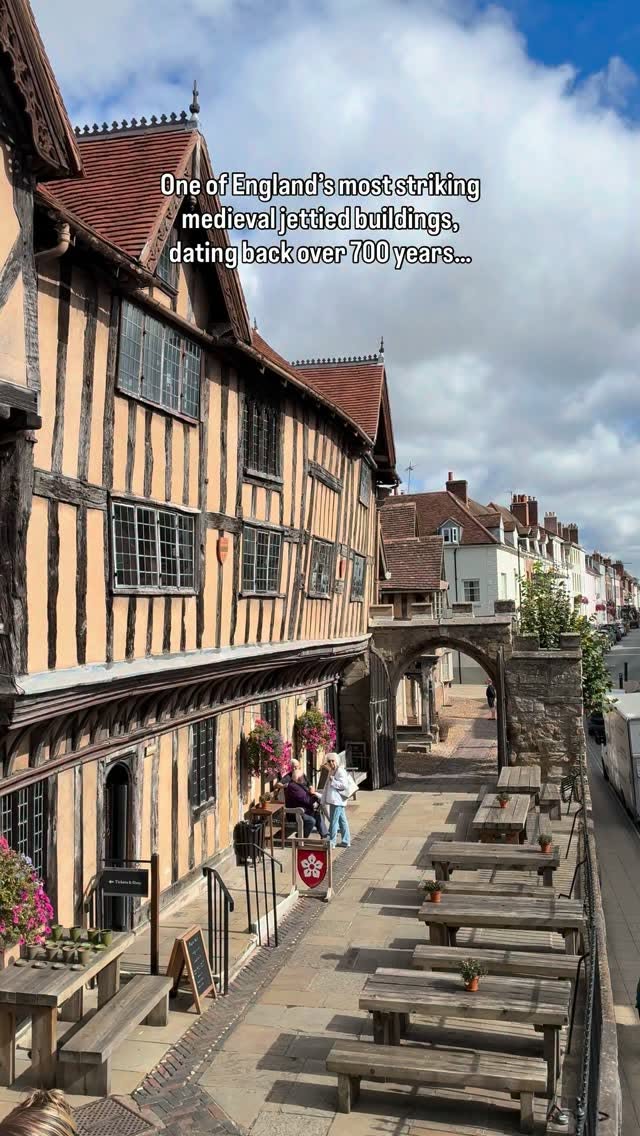 Historic Medieval Timber-Framed Complex in Warwick
