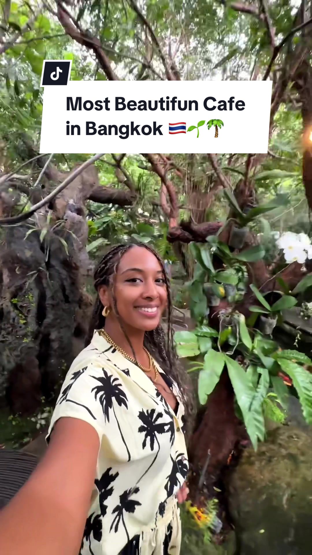 Baan Suan Sathon: A Beautiful Bangkok Cafe Experience