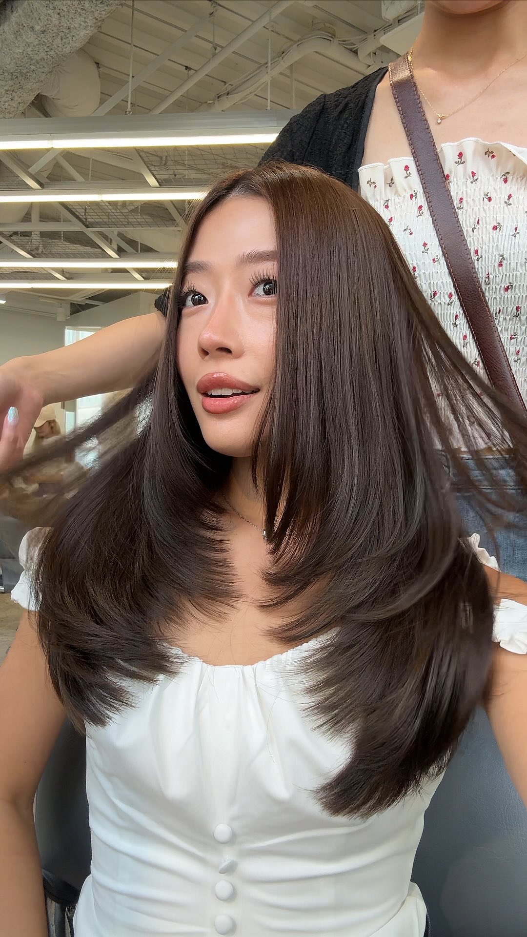 Shibuya Hair Salon Offers Gloss Color and Korean Cut