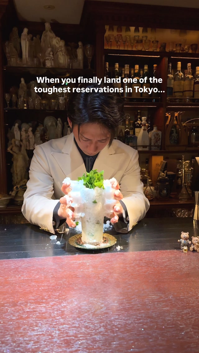 Award-Winning Tokyo Cocktail Bar Performance