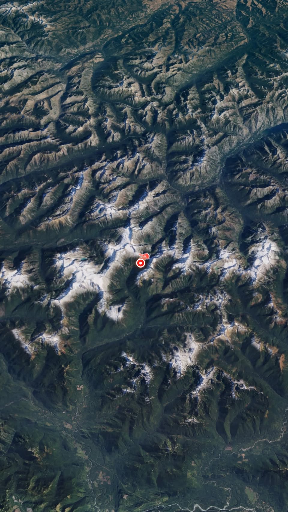 North Cascades Trails Showcase Glaciers and Lakes