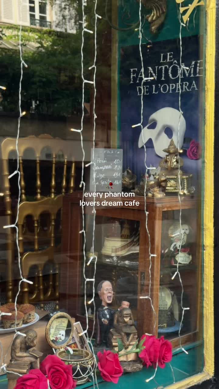 Paris Cafe Celebrates Phantom Of The Opera