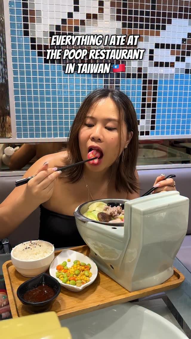 Toilet-Themed Dining Experience