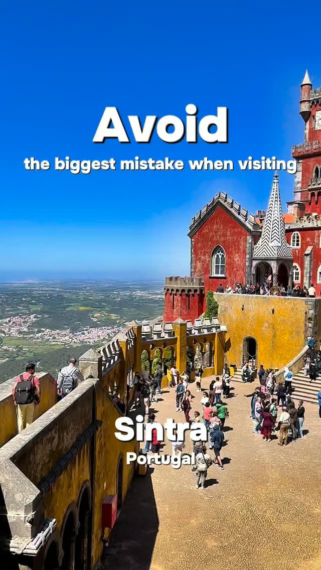 Sintra's Palaces and Moorish Castle Exploration
