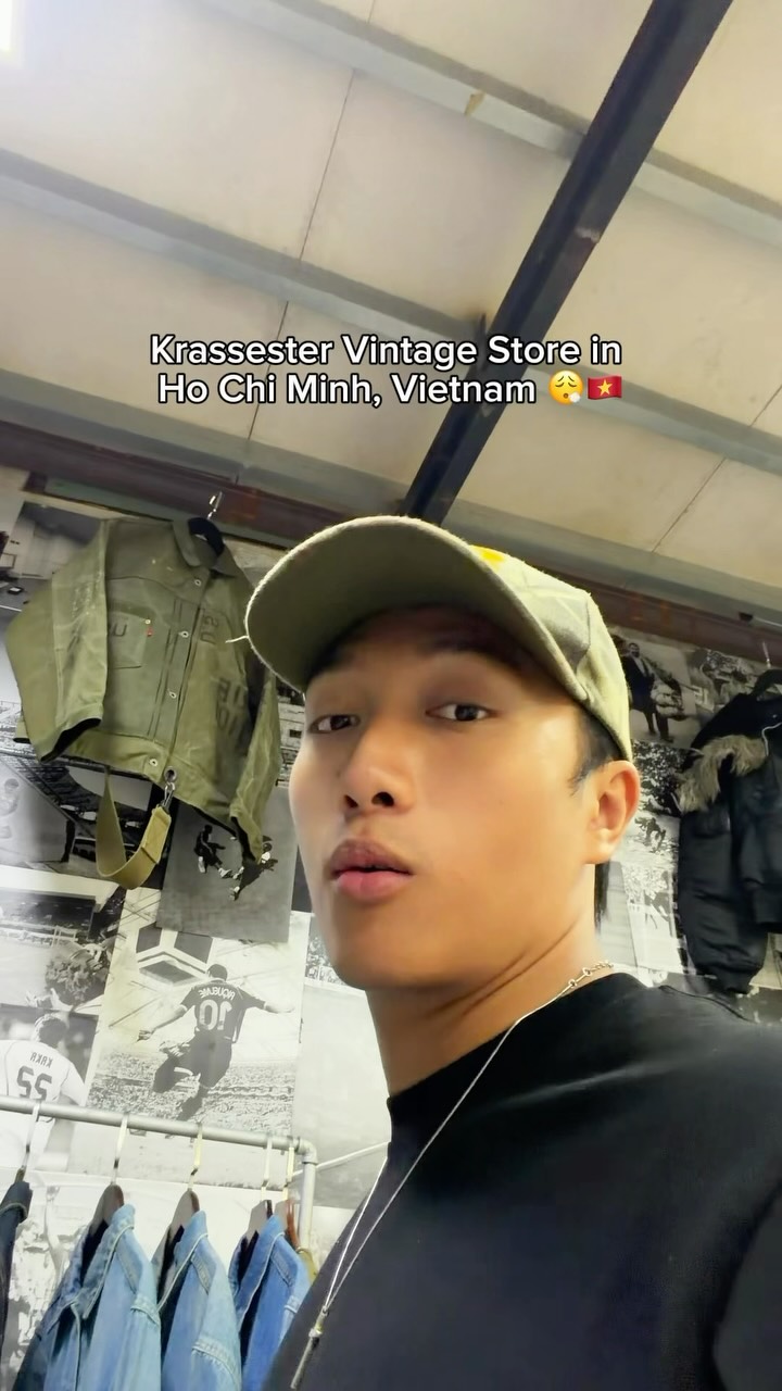 Tancang Compound: Vintage Clothing Store