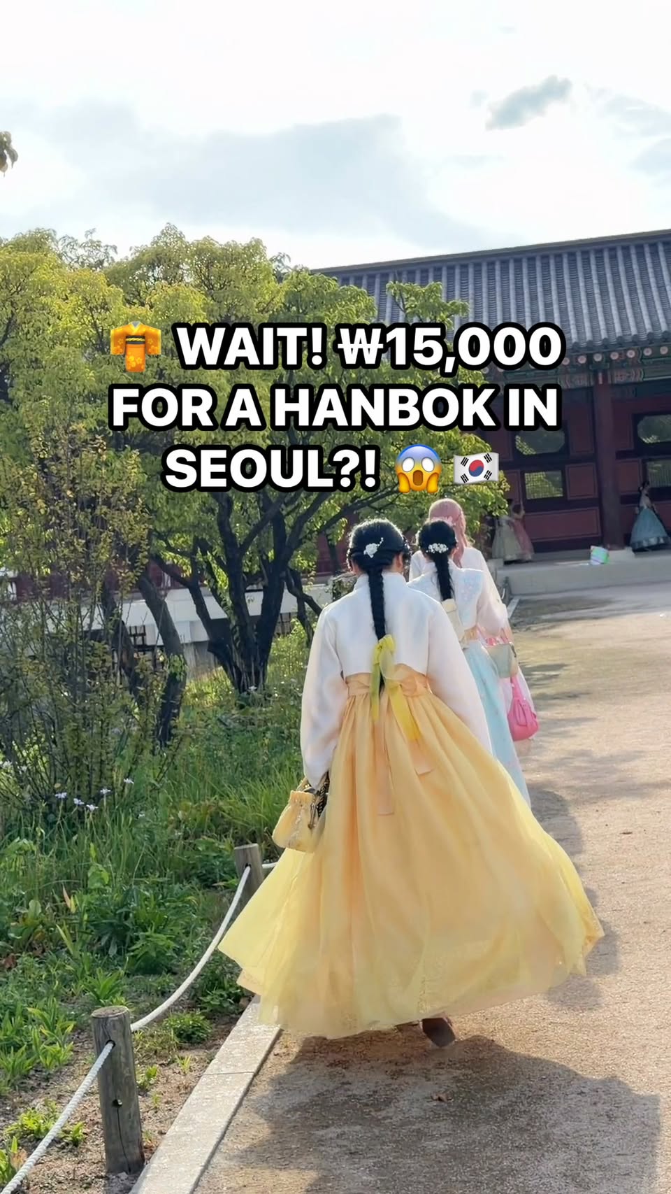 Hanbok Rentals Near Gyeongbokgung Palace