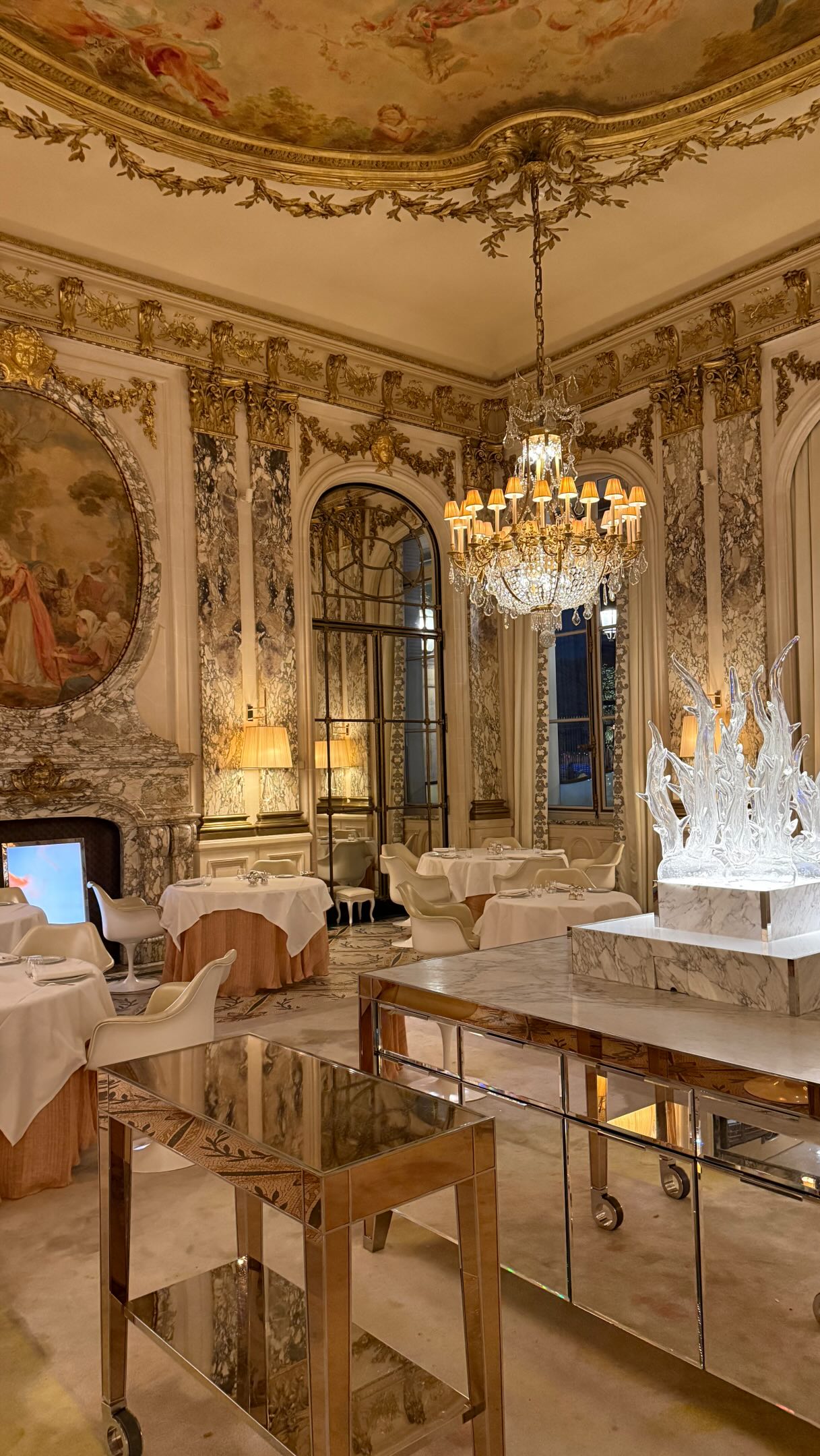 Parisian Restaurants With Beautiful Ambiance
