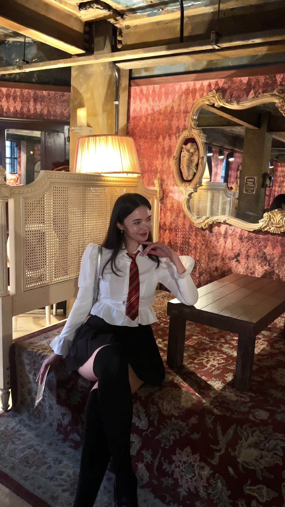 Seoul's King's Cross Cafe Serves Up Wizarding Delights