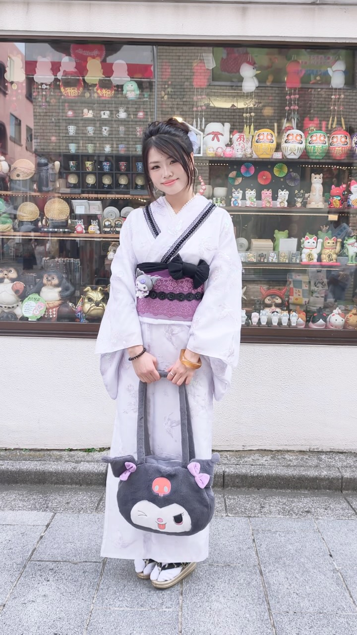 Kuromi Kimono Experience Near Senso-ji Temple