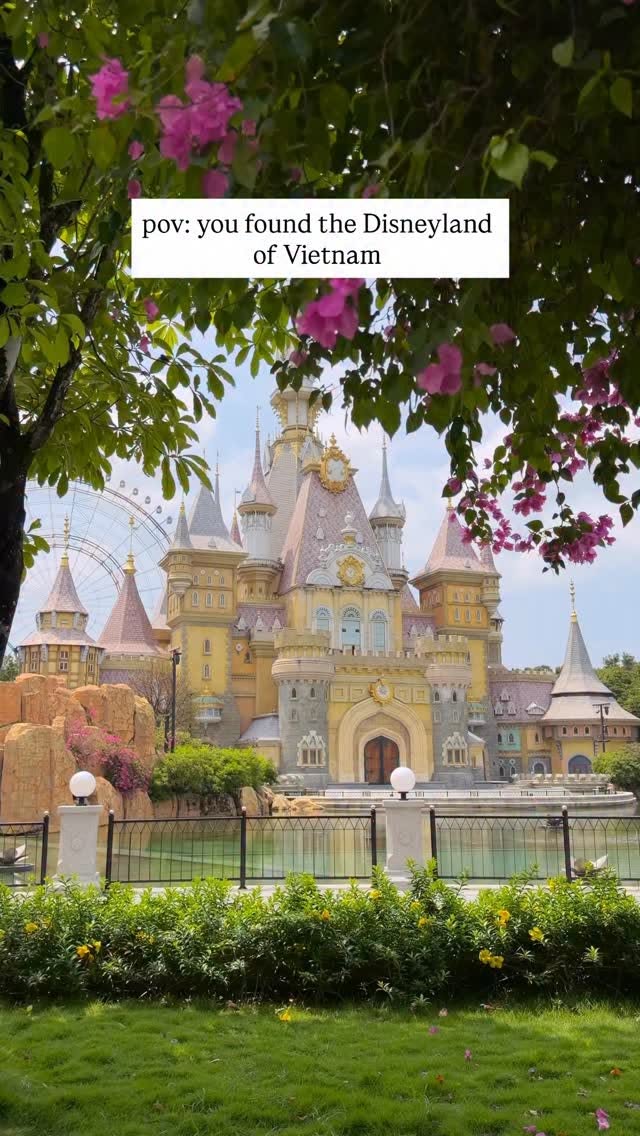 VinWonders Phu Quoc Offers Themed Zones and Rides