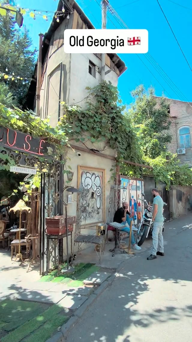 Old Georgia Cafe And Artisan Jewelry