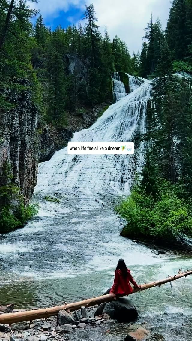 Washington Wilderness: Waterfalls, Mountains, and Hikes